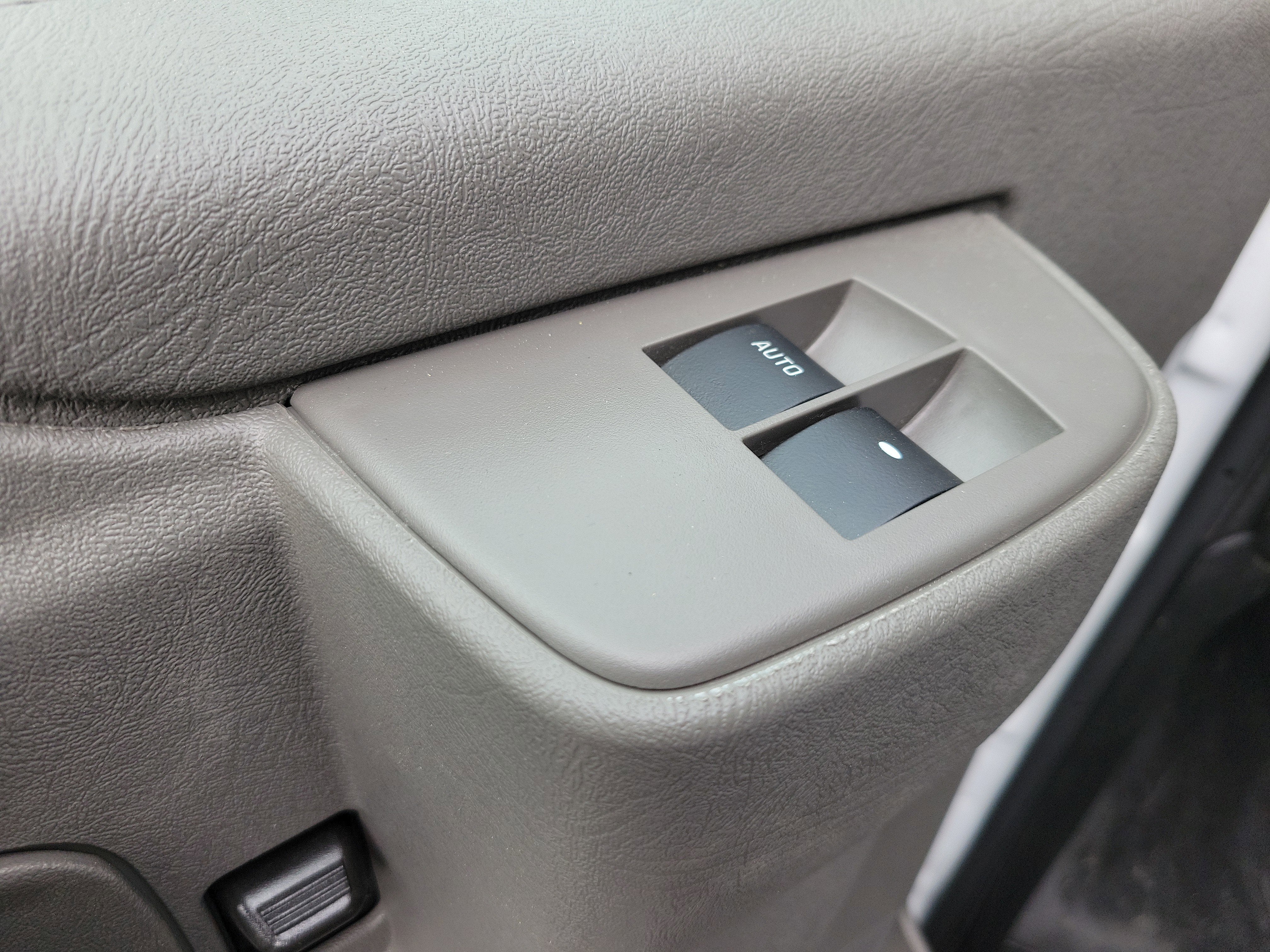 2025 GMC Savana Cutaway 3500 1WT