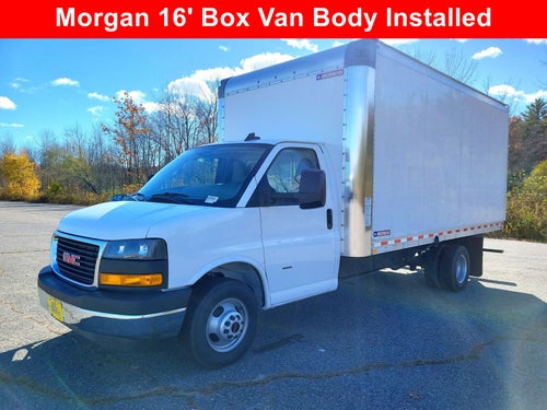 2025 GMC Savana Cutaway 3500 1WT