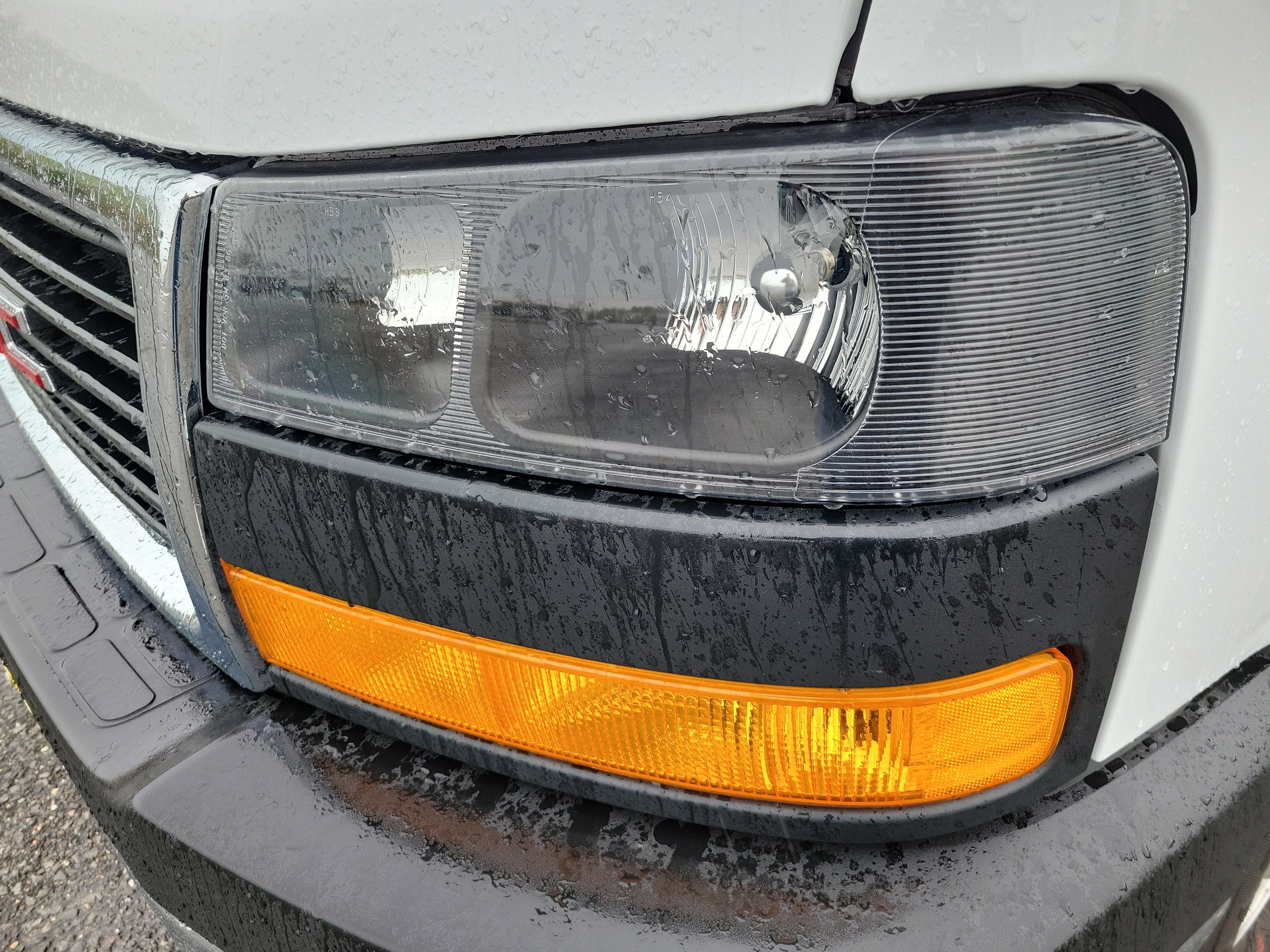 2025 GMC Savana Cutaway 4500 2WT