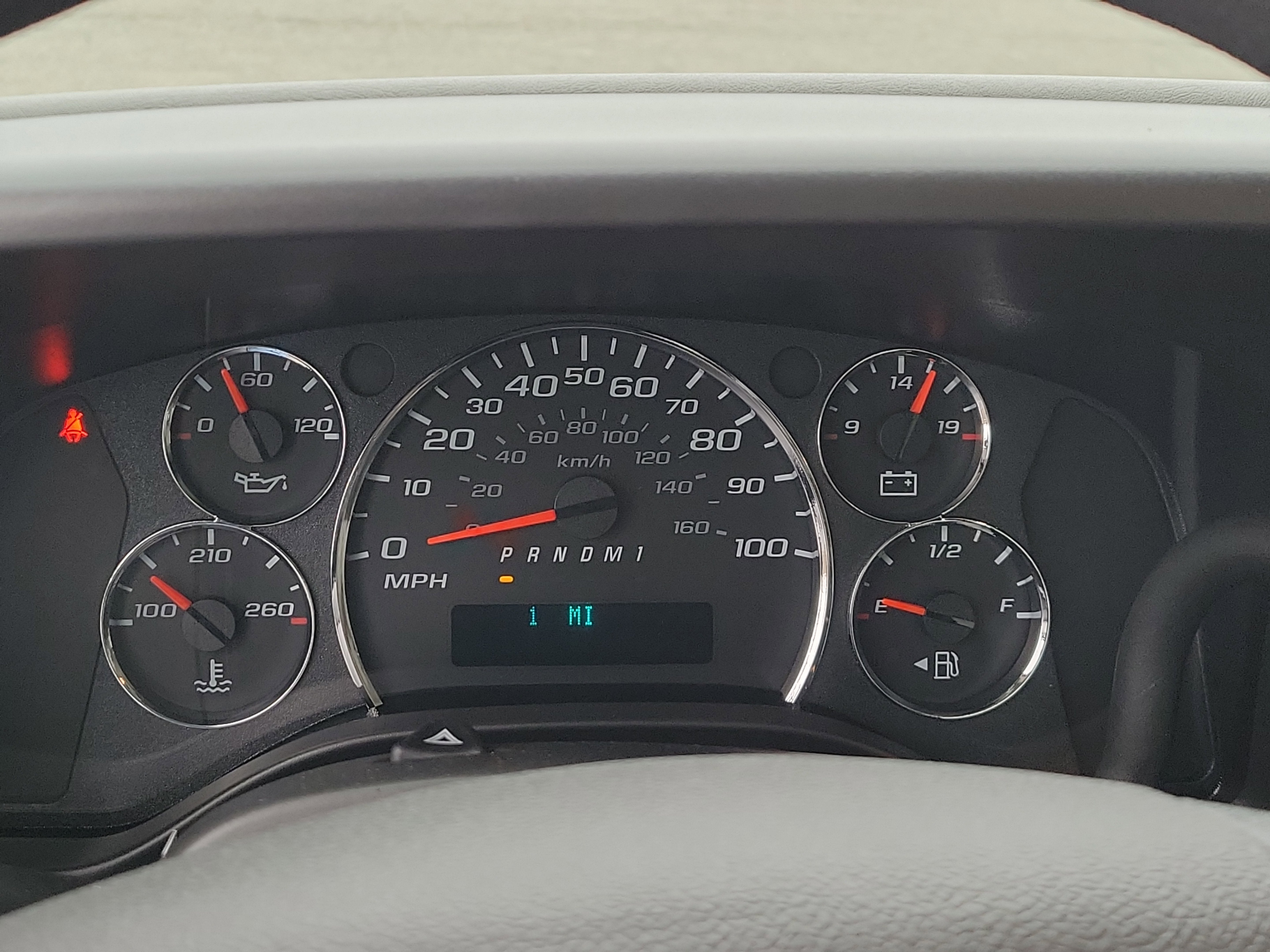 2025 GMC Savana Cutaway 4500 2WT