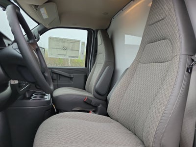 2025 GMC Savana Cutaway 4500 2WT