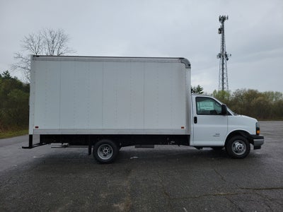 2025 GMC Savana Cutaway 4500 2WT