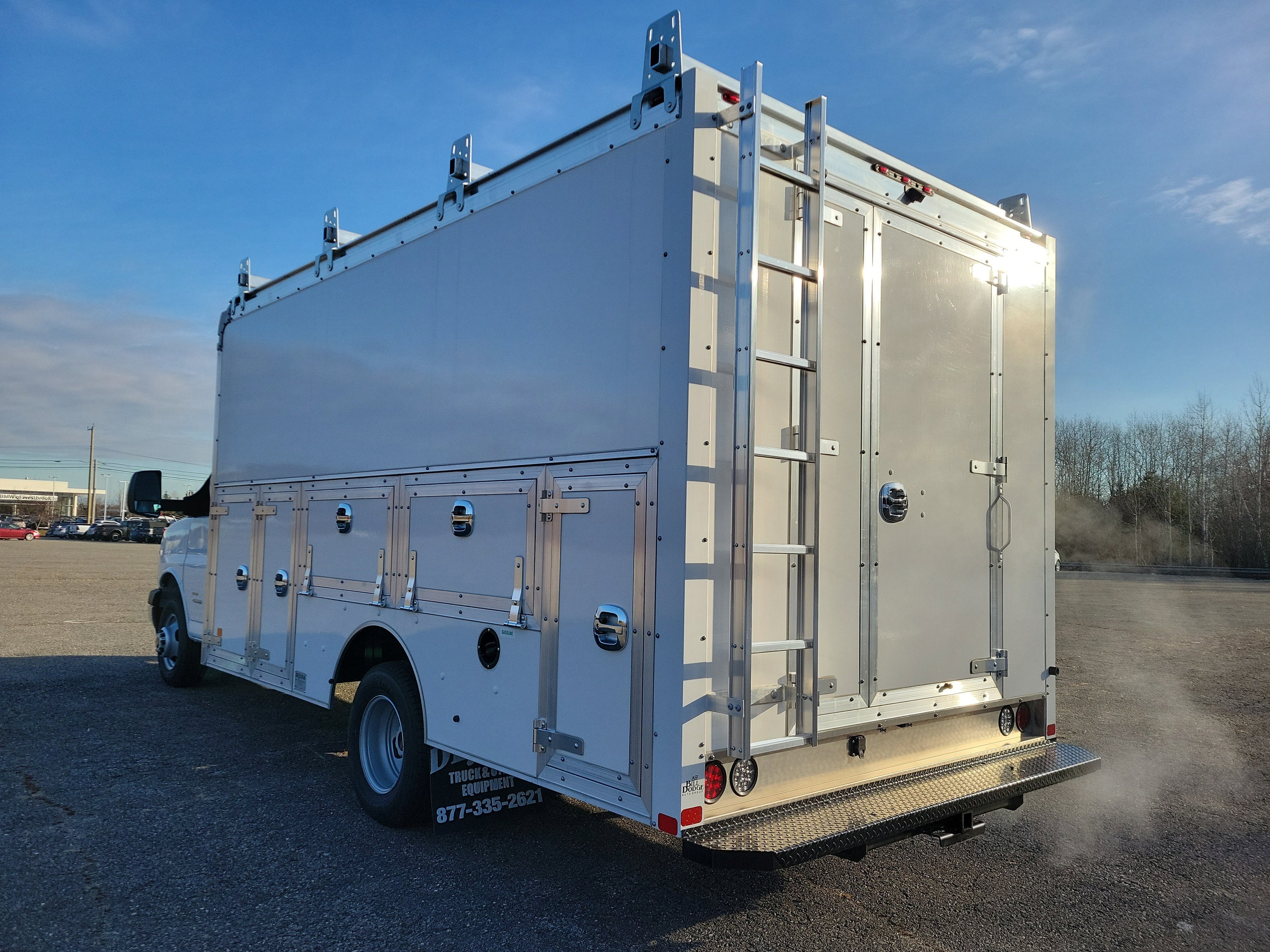 2025 GMC Savana Cutaway 4500 2WT