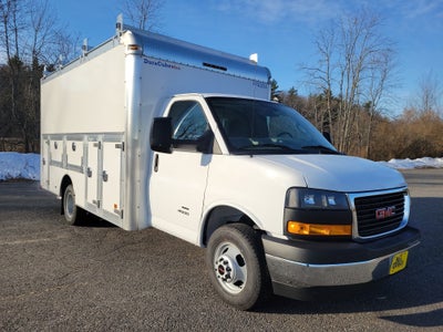 2025 GMC Savana Cutaway 4500 2WT