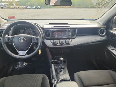 2016 Toyota RAV4 LE
