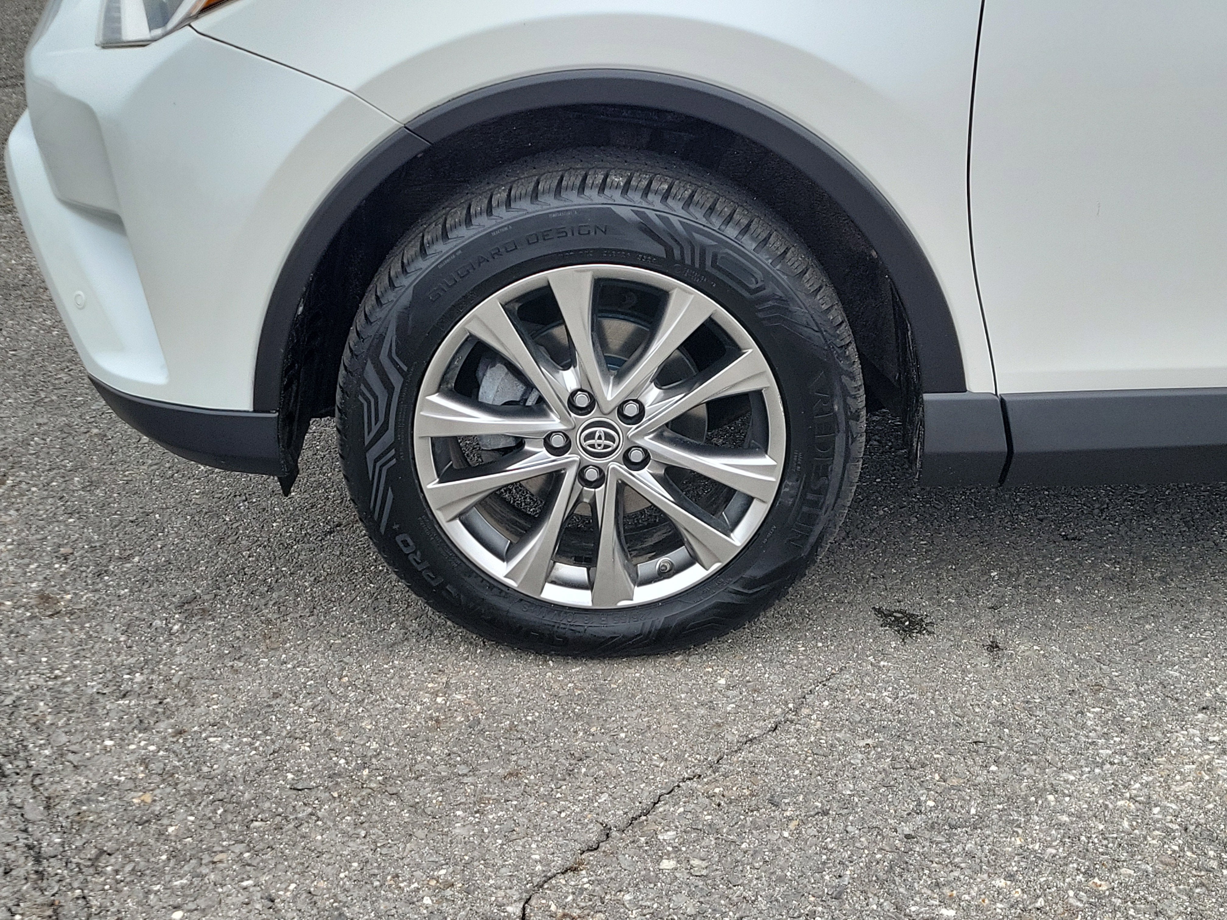 2018 Toyota RAV4 Hybrid Limited