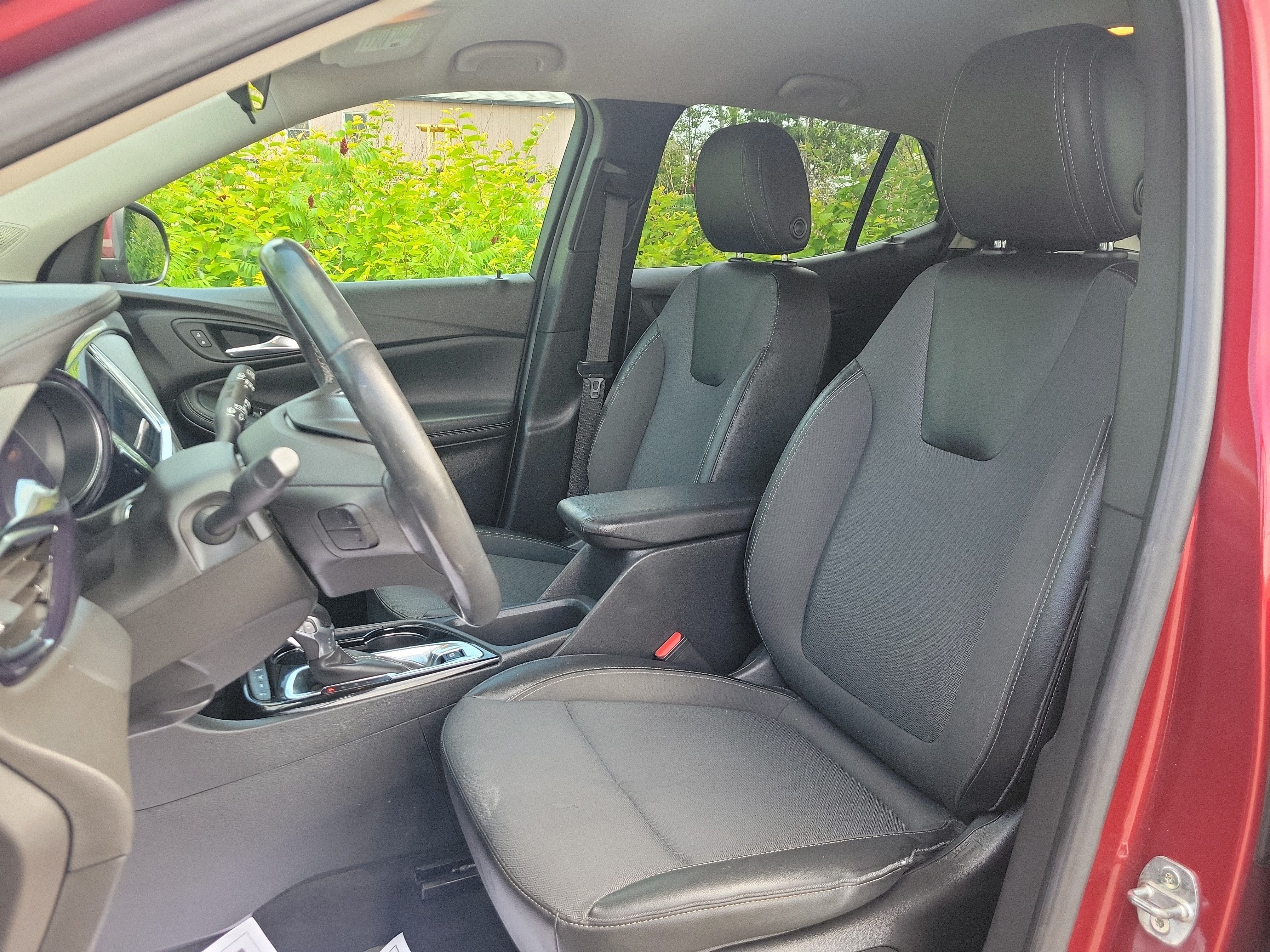 2022 Buick Encore GX Select