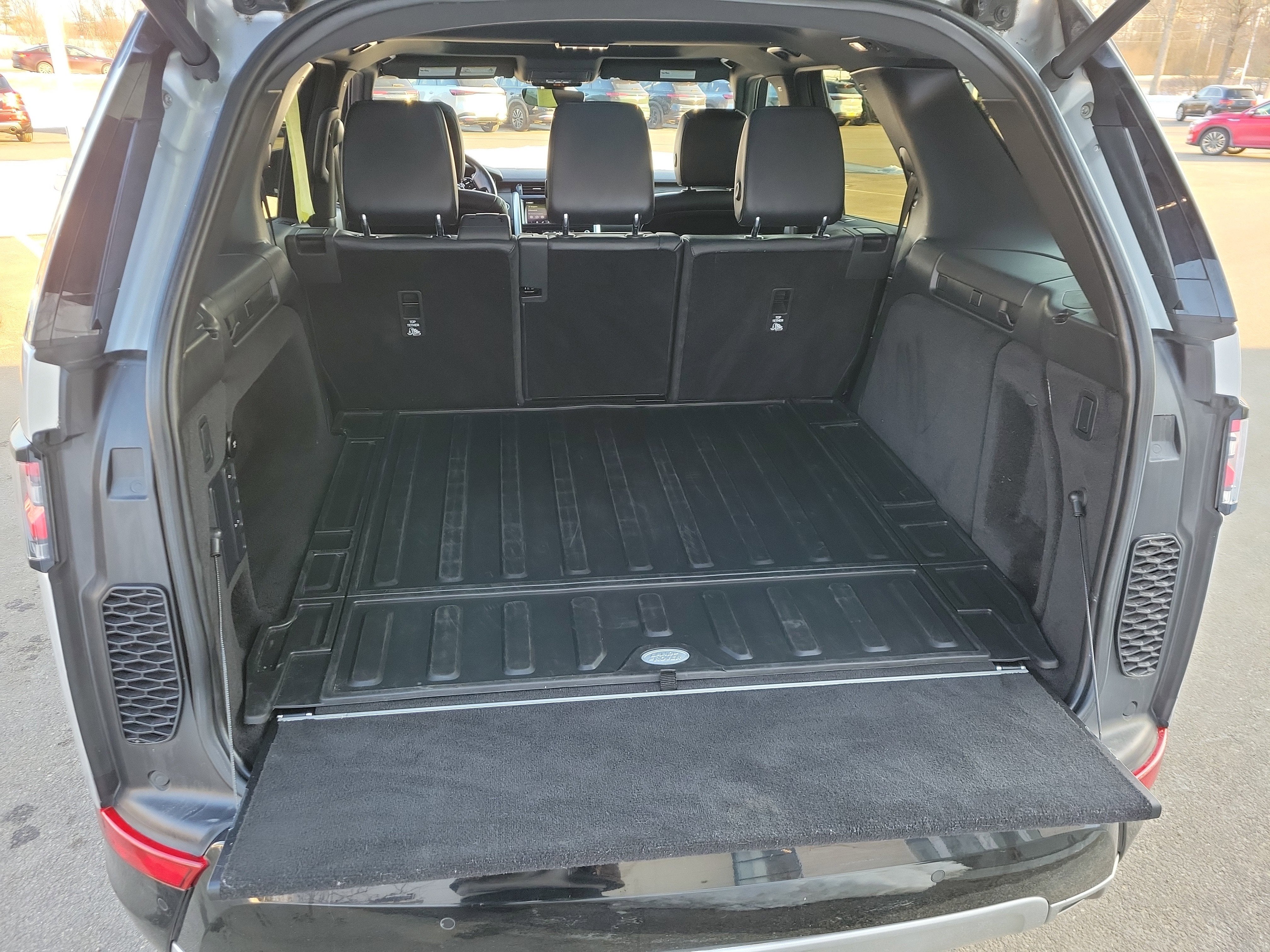 2019 Land Rover Discovery HSE