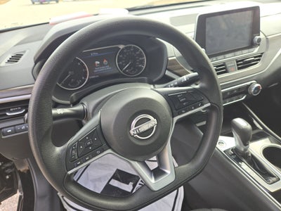 2024 Nissan Altima SV