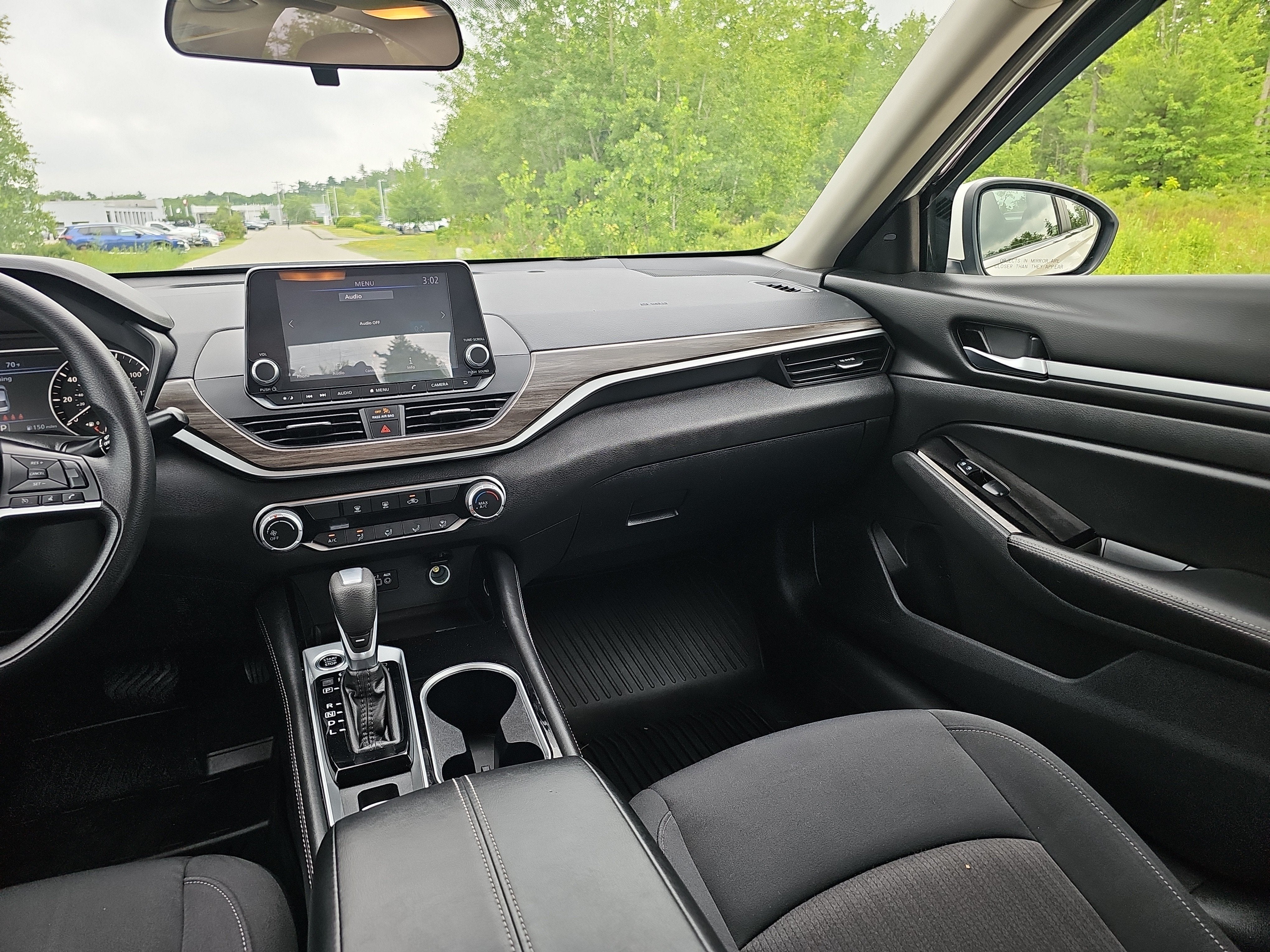 2023 Nissan Altima SV