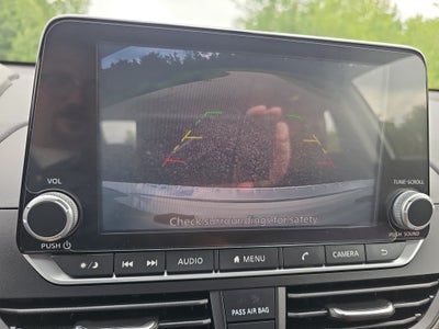 2023 Nissan Altima SV
