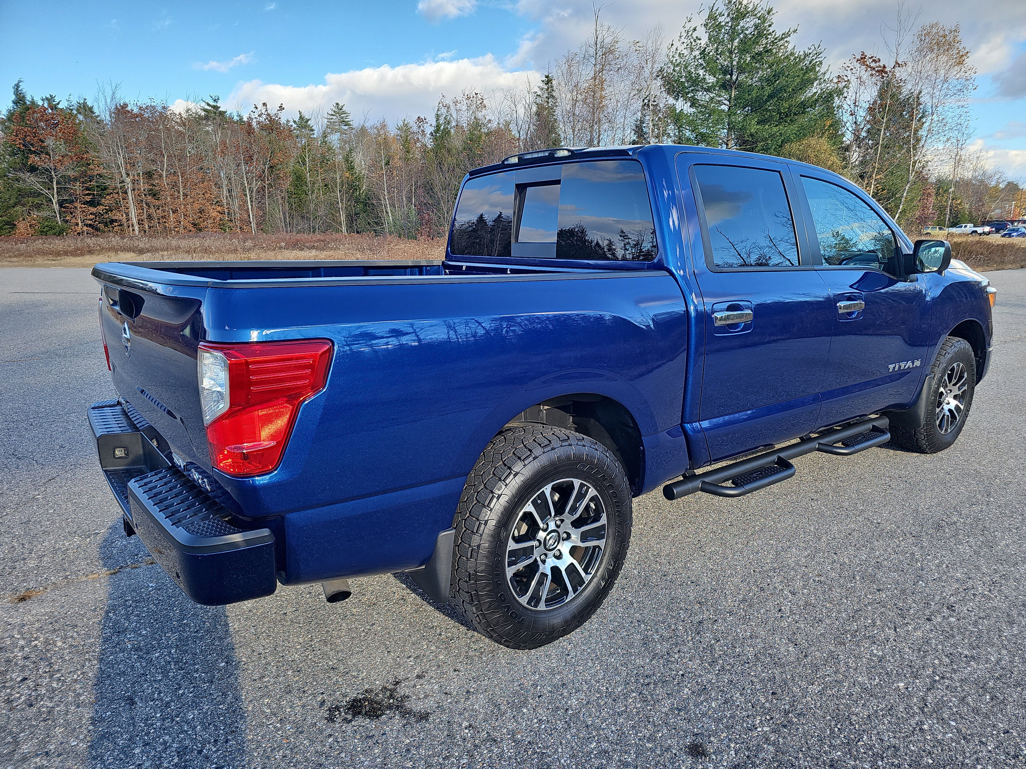 2021 Nissan TITAN Crew Cab SV