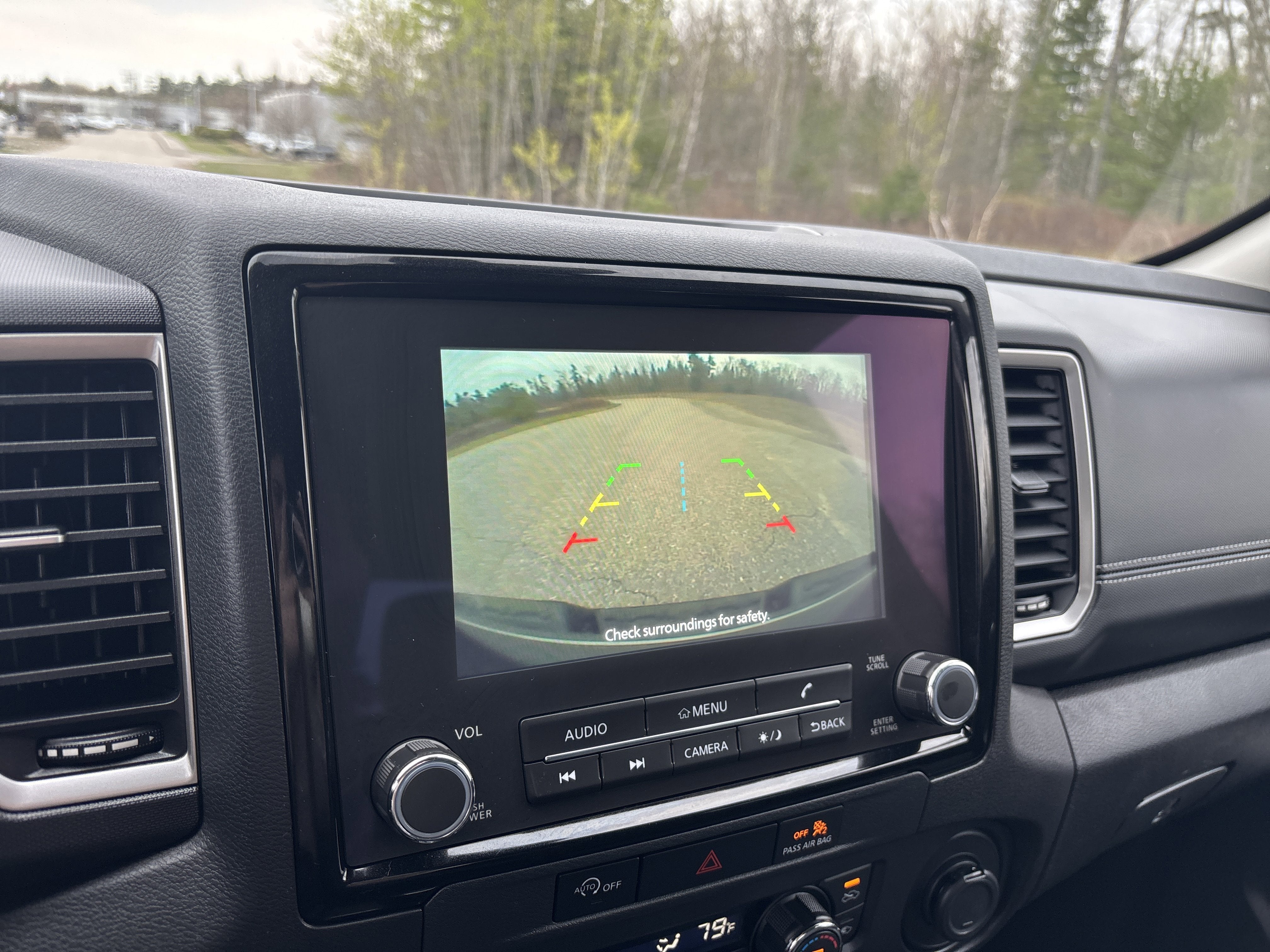 2024 Nissan Frontier Crew Cab SV