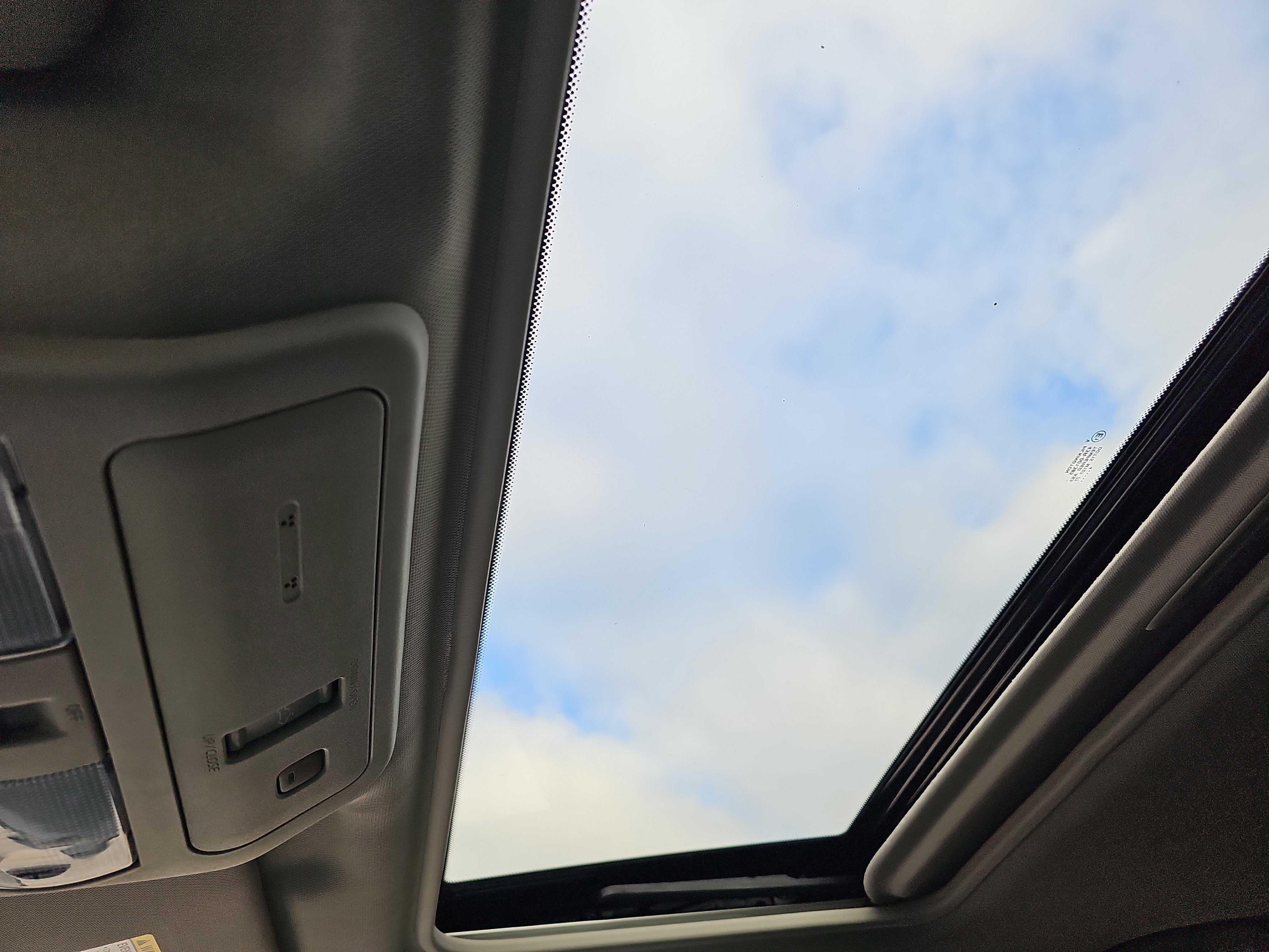 2025 Nissan Frontier Crew Cab SL