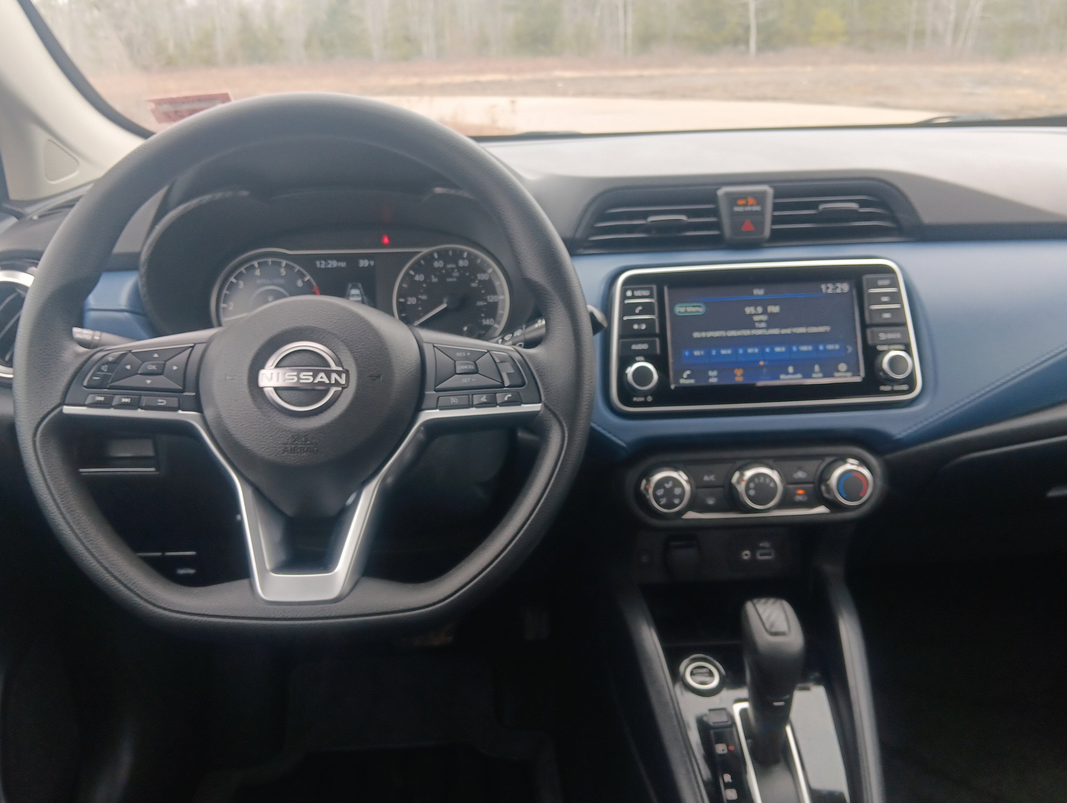 2025 Nissan Versa SV