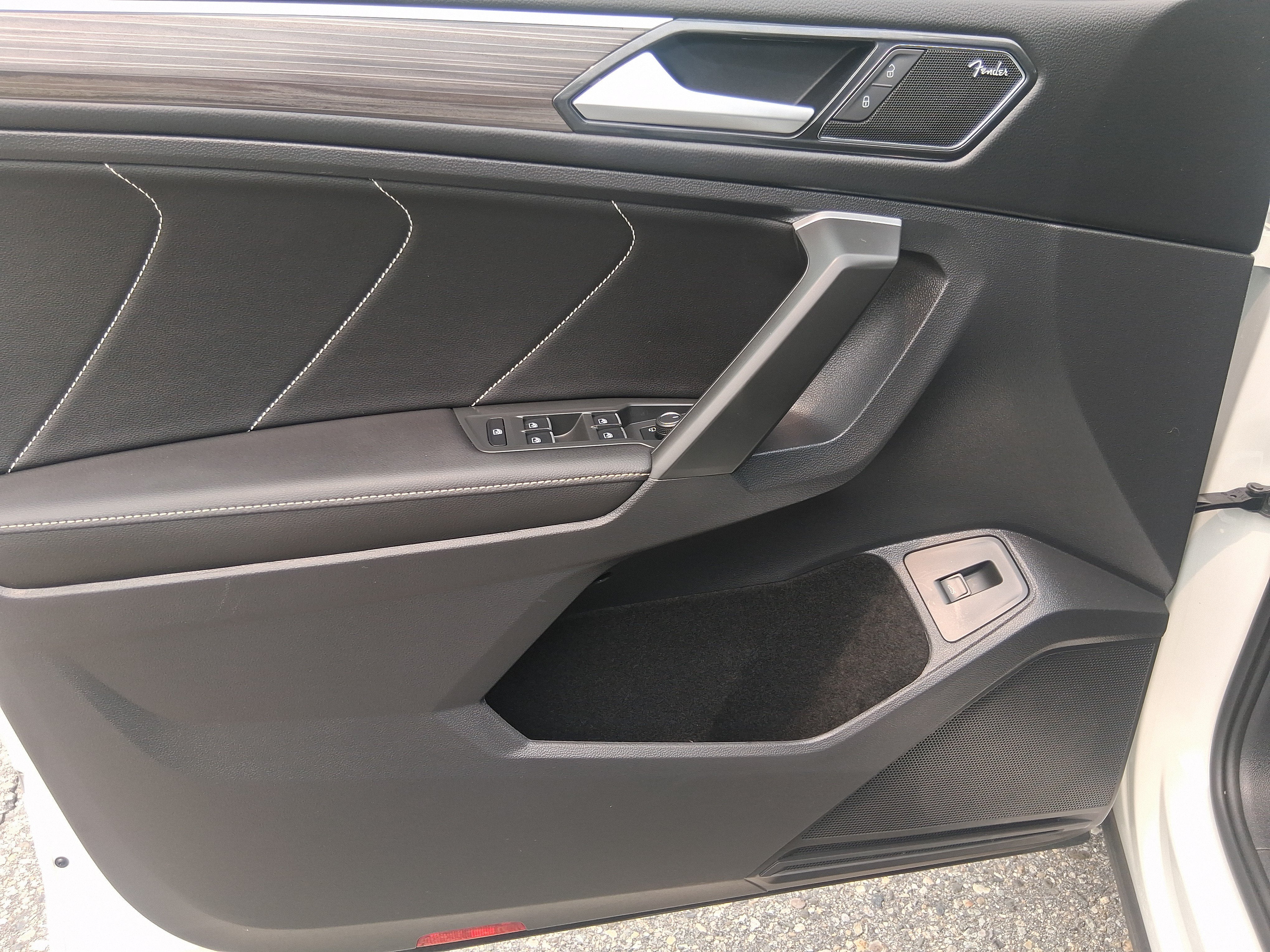 2024 Volkswagen Tiguan SEL R-Line