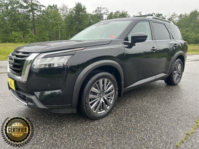 2024 Nissan Pathfinder SL