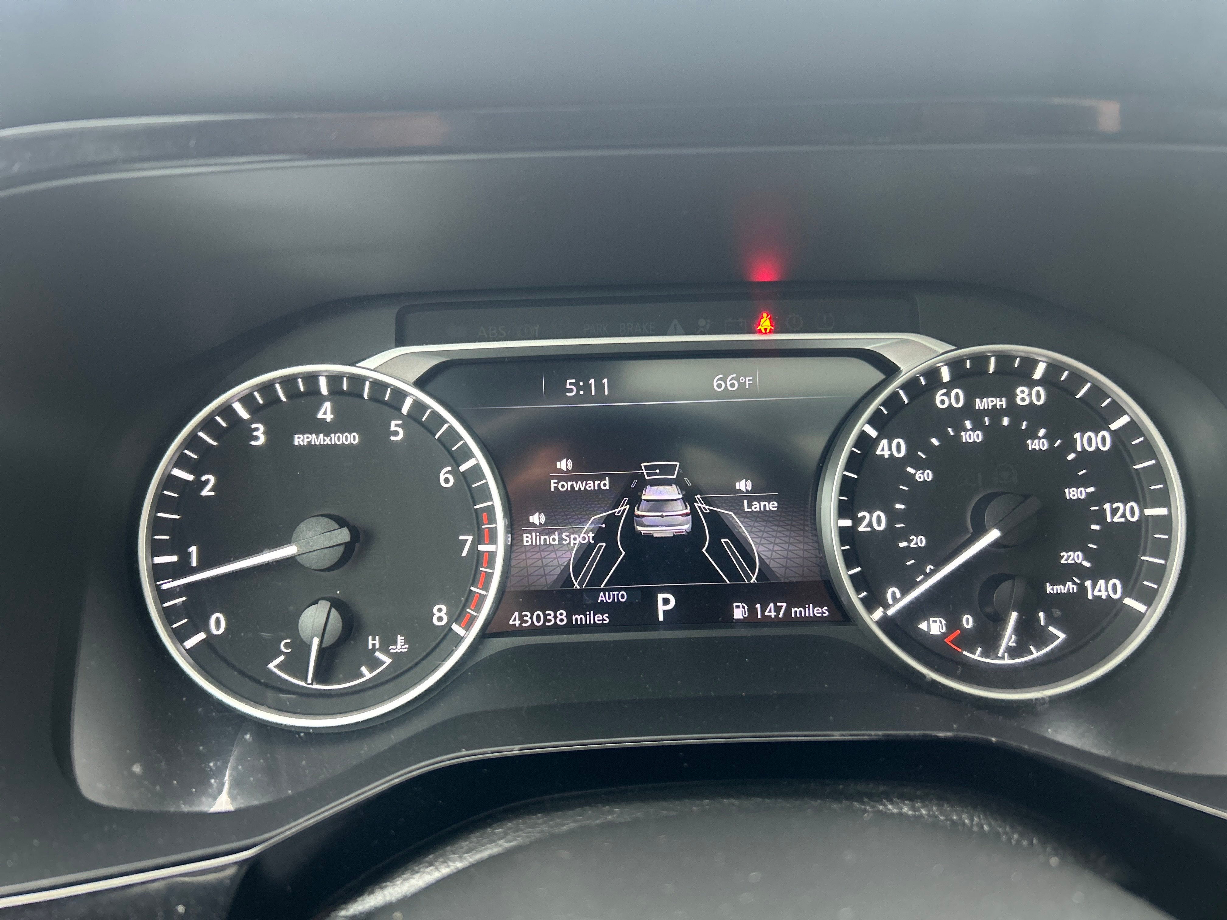 2024 Nissan Pathfinder SL