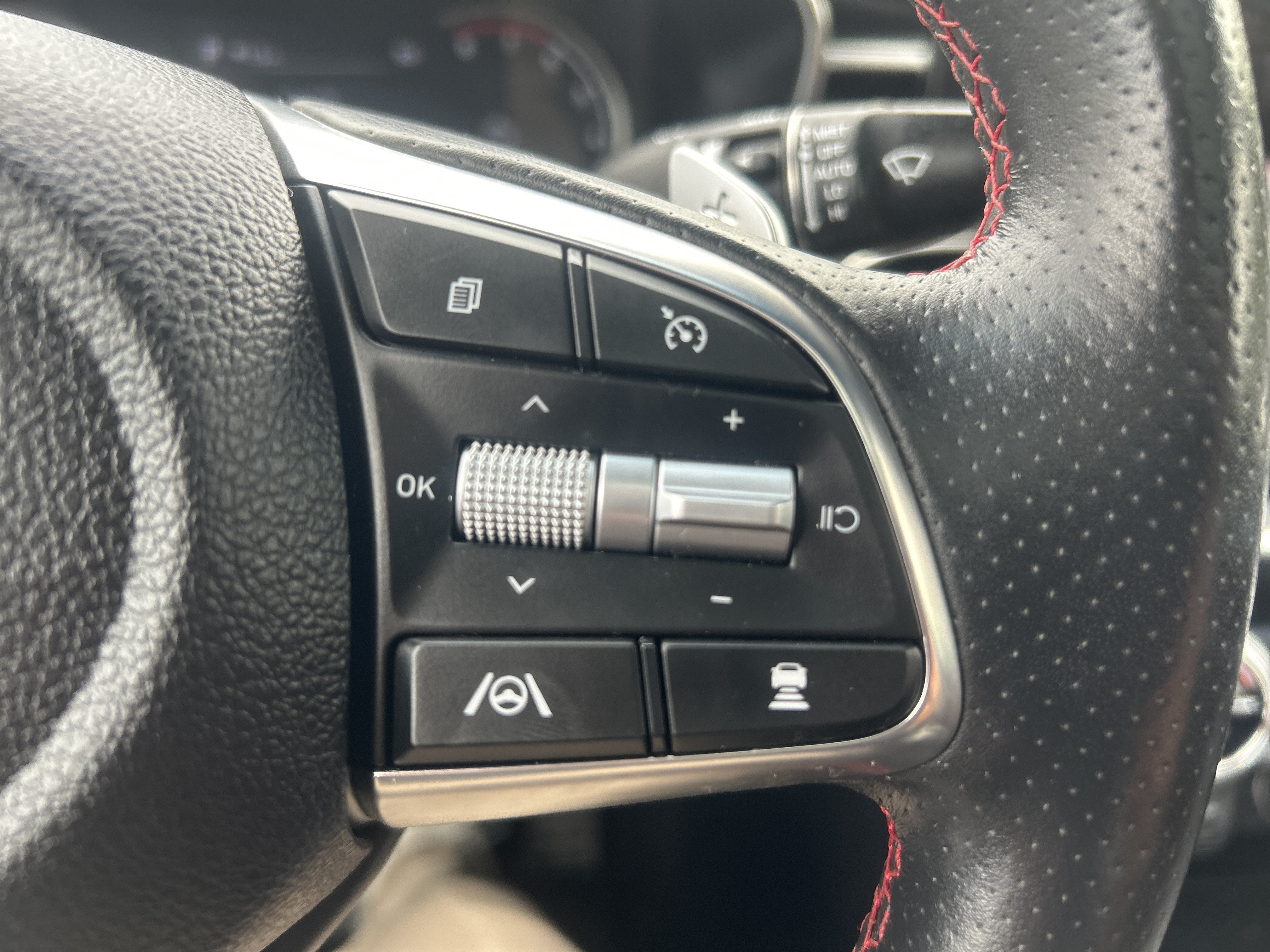 2023 Genesis G70 3.3T