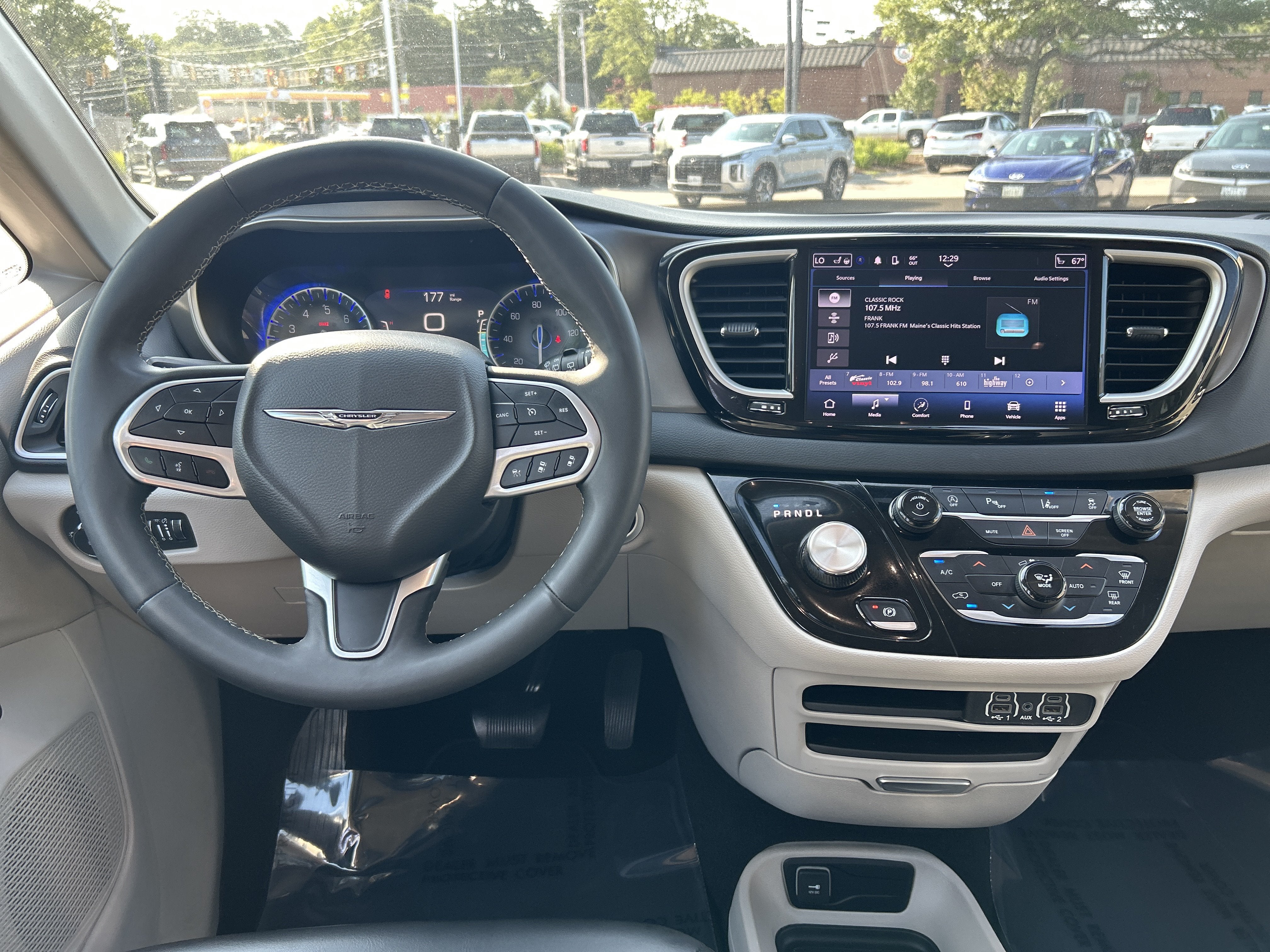 2023 Chrysler Pacifica Touring L