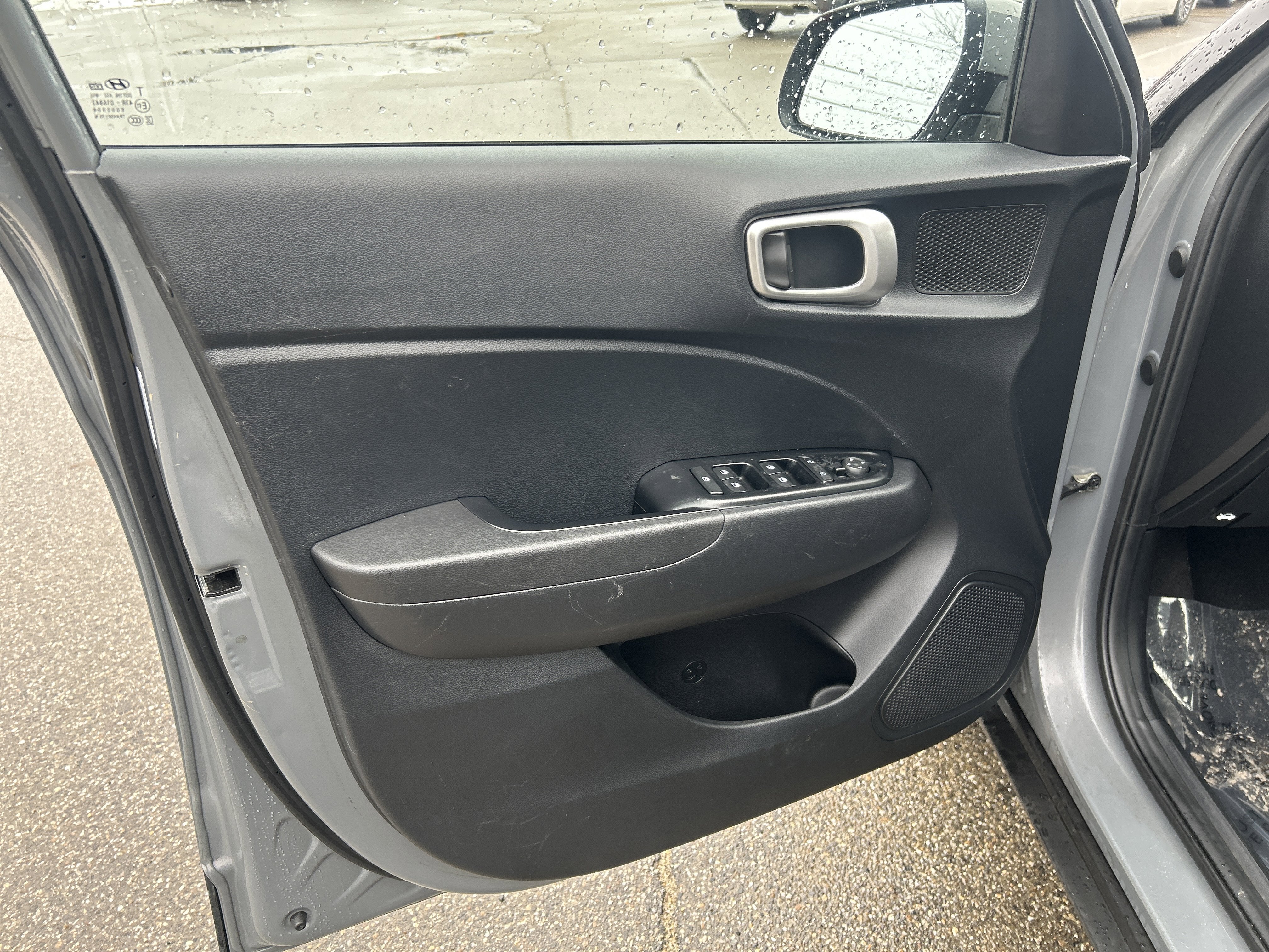 2023 Hyundai Venue SE