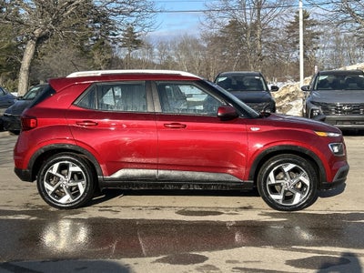 2024 Hyundai Venue SEL