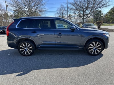 2020 Volvo XC90 Momentum
