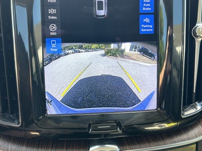 2023 Volvo XC60 Plus Bright Theme